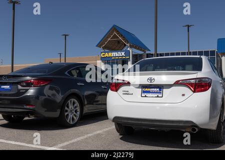 Naperville Circa March 2022 CarMax Auto Dealership used car