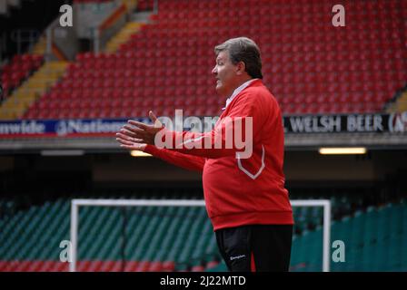 John Toshack, Wales coach for Wales vs Finland, Millennium Stadium March 28, 2009 Stock Photo