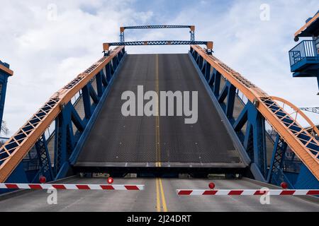 Seattle, USA. 27th Mar, 2022. The Fremont Bridge in Fremont. Stock Photo