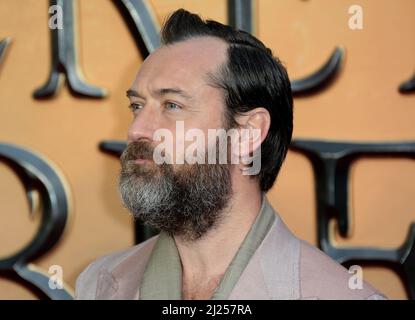 Mar 29, 2022 - London, England, UK - Jude Law attending Fantastic Beasts: The Secrets of Dumbledore World Film Premiere, Royal Festival Hall Stock Photo