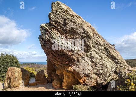 Agglestone Rock aka Devil's Anvil, Studland and Godlingston Heath, Dorset, UK Stock Photo