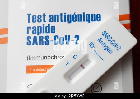 SARS-CoV-2 (COVID-19) Antigen Rapid test for selftesting. This type of test  can be used to prevent COVID-19 transmission.   SARS-CoV-2 (COVID-19) Ant Stock Photo