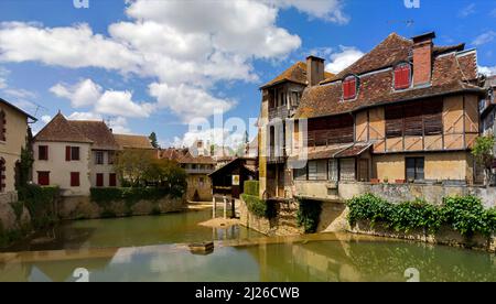 The village seen from the bridge of the Moon. The river 'Le Saleys'. city of salt. Salies-de-Bearn, Pyrenees-Atlantiques, France Stock Photo