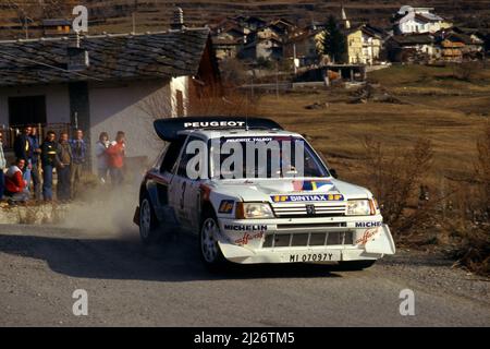 Andrea Zanussi (ITA) Paolo Poppi Amati (ITA) Peugeot 205 T16 E2 GrB Peugeot Talbot Sport Italia Stock Photo