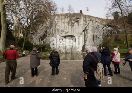 LUCERNE, SWITZERLAND - MARCH 17, 2022: Dying Lion is a rock relief in Lucerne, Switzerland, designed by Bertel Thorvaldsen and hewn in 1820–21 by Luka Stock Photo