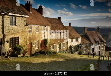 Cottages on Gold Hill, Shaftesbury in Dorset Stock Photo