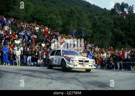 Henri Toivonen (FIN) Sergio Cresto (USA) Lancia Delta S4 GrB Martini Racing Stock Photo