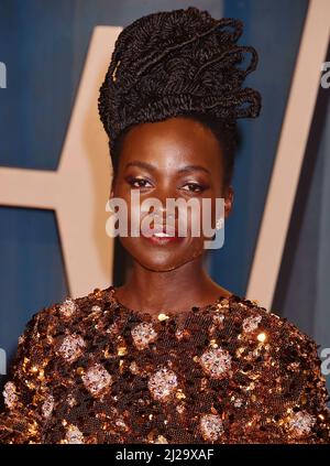 BEVERLY HILLS, CA - MARCH 27: Lupita Nyong'o attends the 2022 Vanity Fair Oscar Party hosted by Radhika Jones at Wallis Annenberg Center for the Perfo Stock Photo