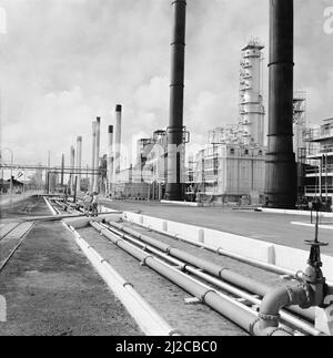 The Lago Oil Refinery in St. Nicholas in Aruba ca: October 24, 1955 ...