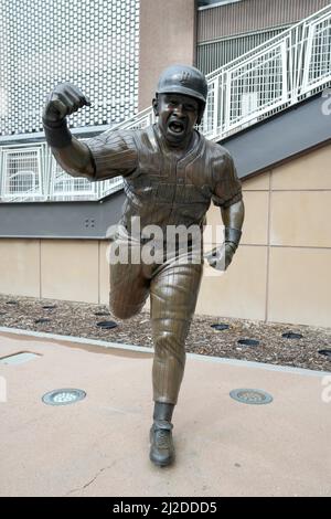 Former Twins great Hrbek eagerly awaits his statue unveiling