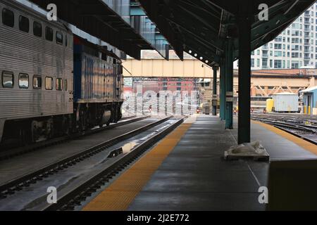 The Metra train parked at Ogilvie Train Station Stock Photo - Alamy