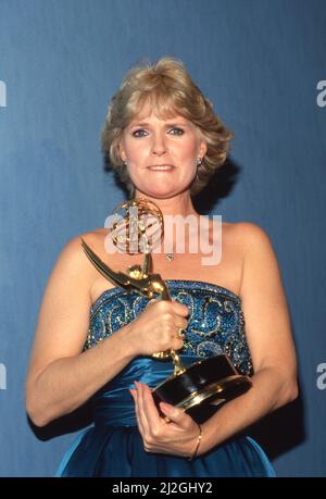 Sharon Gless at the 39th Annual Emmy Awards - September 20, 1987 Credit: Ralph Dominguez/MediaPunch Stock Photo