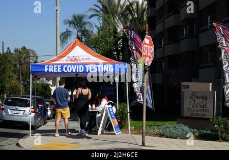 Los Angeles, California, USA 14th March 2022 A general view of atmosphere of Free Covid-19 Testing on Street on March 14, 2022 in Los Angeles, California, USA. Photo by Barry King/Alamy Stock Photo Stock Photo