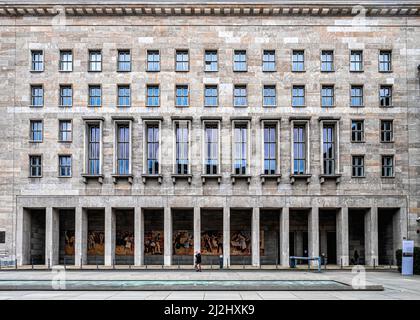 Detlev Rohwedder House designed by Architect Ernst Sagebiel & built 1935-1935 houses German Federal Ministry of Finance - Leipziger Strasse 124, Mitte Stock Photo