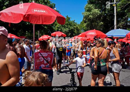 RIO DE JANEIRO, BRAZIL - FEBRUARY 8, 2020: People having fun at street carnival in Jardim Botanico neighborhood. ('Desliga da Justiça' Carnival block) Stock Photo