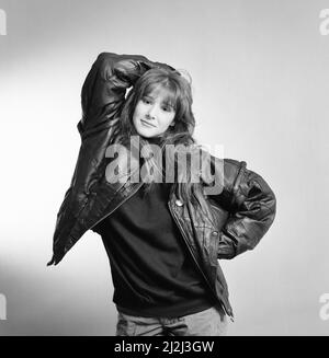 Tiffany, american singer aged 16 years old, poses for pictures, Daily Mirror Studio, London, Thursday 21st January 1988. Tiffany is in the UK to promote her single, I Think We're Alone Now, which is current at number 3 in the charts. Stock Photo