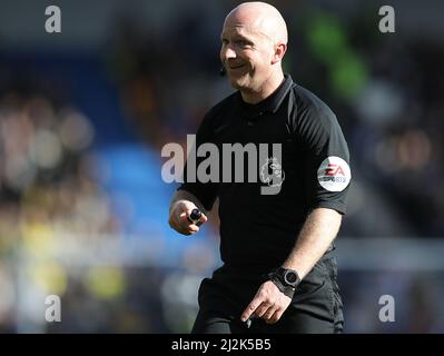 Brighton and Hove, UK. 2nd Apr, 2022. Referee Simon Hooper during the Premier League match at the AMEX Stadium, Brighton and Hove. Picture credit should read: Paul Terry/Sportimage Credit: Sportimage/Alamy Live News Stock Photo