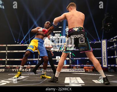 Lukas Ndafoluma (left) and Bradley Rea in the middle weight bout at the Utilita Arena, Newcastle. Picture date: Saturday April 2, 2022. Stock Photo