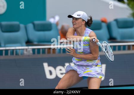 Miami Gardens, USA. 02nd Apr, 2022. Naomi Osaka (JPN) vs Iga Swiatek (POL) during the world tennis tournament at the 2022 Miami Open powered by Itau. Women Final 2022. Score: 4-6, 0-6. Winner: Iga Swiatek. Credit: Yaroslav Sabitov/YES Market Media/Alamy Live News Stock Photo