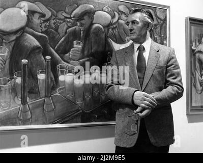 North East artist Norman Cornish pictured at his exhibition. Norman is marking his 70th birthday with the publication of his memoirs together with the first exhibition of his work for nearly a decade. Circa 1989. Stock Photo