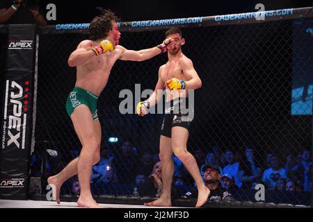 MANCHESTER, UK. APR 2ND Luke Riley lands the knock out blow on Jack Eglin during the Cage Warriors 136 event at the BEC Arena, Manchester on Saturday 2nd April 2022. (Credit: Pat Scaasi | MI News) Credit: MI News & Sport /Alamy Live News Stock Photo