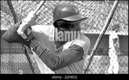 Dusty Baker taking batting practice at a pre-season workout at Dodger Stadium in Los Angeles, CA Stock Photo