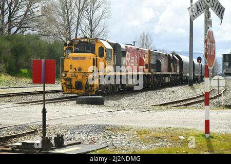 REEFTON, NEW ZEALAND, SEPTEMBER 6, 2021: A freight train at Reefton  Railway Station, September 6,  2021. Stock Photo