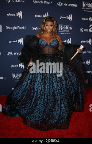 Beverly Hills, USA. 02nd Apr, 2022. Peppermint attends the 33rd Annual GLAAD Media Awards on April 02, 2022 in Beverly Hills, California. Photo: CraSH/imageSPACE/Sipa USA Credit: Sipa USA/Alamy Live News Stock Photo