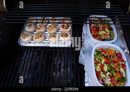 Grilled vegetables in a cast iron grilling pan, view from above Stock Photo