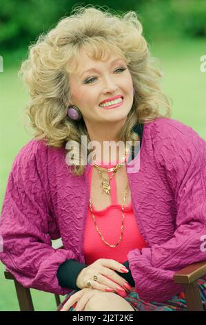 Photocall for new BBC production 'Keeping up Appearances'. Mary Millar. 2nd August 1992. Stock Photo