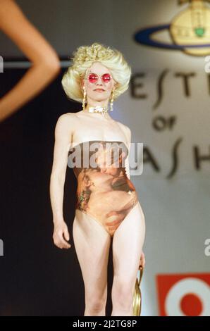 Model Sara Stockbridge pictured on the catwalk during Vivienne Westwood fashion show at London Fashion Week. 30th April 1993. Stock Photo