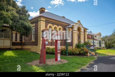 The Land of the Beardies History House Museum is housed in the old Glen Innes Hospital, the oldest building of which dates from 1877. Stock Photo