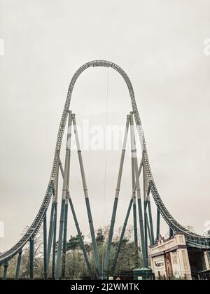 Stealth Launched Rollercoaster Fastest in the uk 205 foot tall