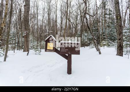 Abol Trail Sign, Mount Katahdin, Winter, Northern Terminus Appalachian Trail, Baxter State Park, Highest Mountain in Maine. Stock Photo