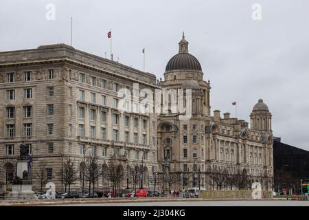 Cunard Building and The Port of Liverpool Building at Pier Head Stock Photo