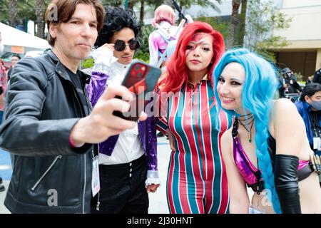 April 2 2022 Taking Selfies with Prince David Bowie Cosplay at