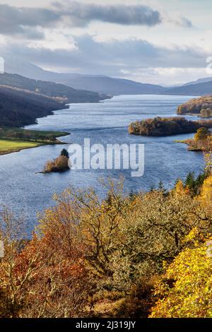 Queen&#39;s View over Loch Tummel, near Pitlochry, Highlands, autumn colors, Scotland, UK Stock Photo