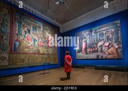 EMBARGOED till 00.01 6 April 2022 (ie available for Wednesday print media but not to be used online till then) - London, UK. 4 Apr 2022. Saint Paul preaching at Athens, 1517-19, by Raphael, tapestry created in the Workshop of, or on behalf of, Pieter van Edingen (kown as Pieter van Aelst) on loan from Musei Vaticnani, with Cartoon facsimile Paul Preaching at Athens (Acts 17: 16, 34) 2022 - The Credit Suisse Exhibition: Raphael - which runs at the National Gallery from 9 April-31 July 2022. It includes 90 works with loans from major galleries around the world to add to the 9 already in the nati Stock Photo