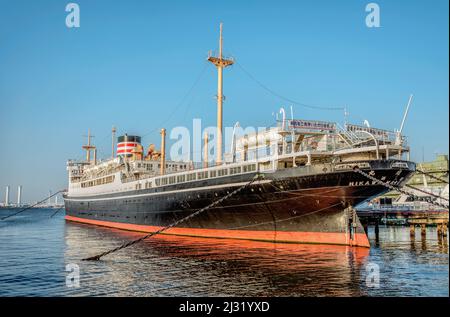 hikawa-maru-a-japanese-ship-of