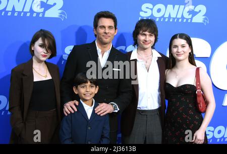 Los Angeles, California, USA 5th April 2022 (L-R) Mary James Marsden, William Luca Costa-Marsden, Actor James Marsden, Jack Marsden and Soleil Jace attend Paramount Pictures LA Premiere of 'Sonic 2: The Hedgehog' at Regency Village Theatre on April 5, 2022 in Los Angeles, California, USA. Photo by Barry King/Alamy Live News Stock Photo