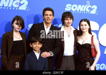 Los Angeles, California, USA 5th April 2022 (L-R) Mary James Marsden, William Luca Costa-Marsden, Actor James Marsden, Jack Marsden and Soleil Jace attend Paramount Pictures LA Premiere of 'Sonic 2: The Hedgehog' at Regency Village Theatre on April 5, 2022 in Los Angeles, California, USA. Photo by Barry King/Alamy Live News Stock Photo