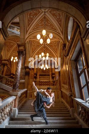 Principal dancer Jerome Anthony Barnes as Rudolf and soloist Claire Souet as mistress Mary Vetsera, during a photocall ahead of Scottish Ballet's world premiere of The Scandal at Mayerling, in the City Chambers, Glasgow. Picture date: Wednesday April 6, 2022. Stock Photo