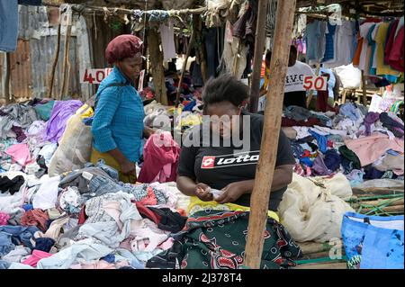 Textile Slum KENYA, Nairobi, Mathare Slum, sale of used textiles from Europe / KENIA ...