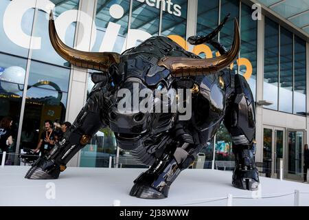 The 'Miami Bull' installation is seen at the entrance of the Miami Beach Convention Center during the Bitcoin Conference 2022 in Miami Beach, Florida, U.S. April 6, 2022. REUTERS/Marco Bello