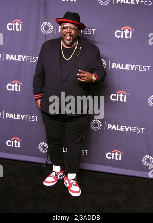 Hollywood, California, USA 6th April 2022 Actor/Executive Producer Cedric the Entertainer attends The Paley Center For Media's 39th Annual Paleyfest 'The Neighborhood' at Dolby Theatre on April 6, 2022 in Hollywood, California, USA. Photo by Barry King/Alamy Live News Stock Photo