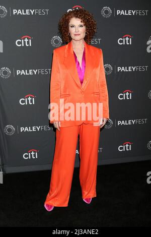 Los Angeles, CA. 6th Apr, 2022. Rebecca Wisocky at arrivals for GHOSTS AND THE NEIGHBORHOOD at PaleyFest LA 2022, Dolby Theatre, Los Angeles, CA April 6, 2022. Credit: Priscilla Grant/Everett Collection/Alamy Live News Stock Photo