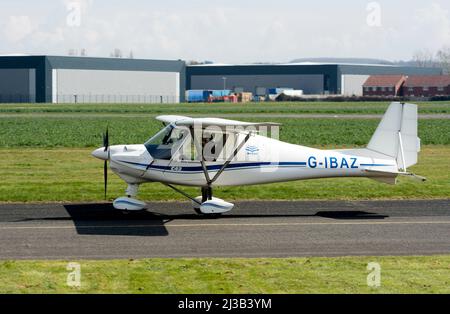 Light aircraft Comco Ikarus C42 Cyclone stands by at the airport, Hoexter  Holzminden airfield, Raeuschenberg, Hoexter, Weserbergland, North Stock  Photo - Alamy