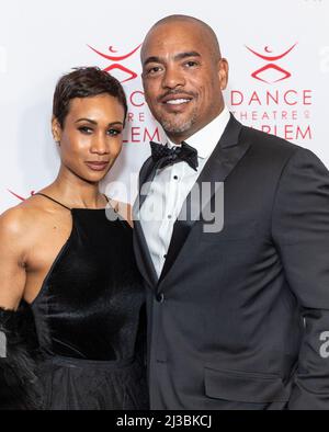 New York, NY - April 5, 2022: Angela Simpson and Scott Simpson attend Dance Theatre of Harlem: Vision gala honoring Debbie Allen at City Center Stock Photo