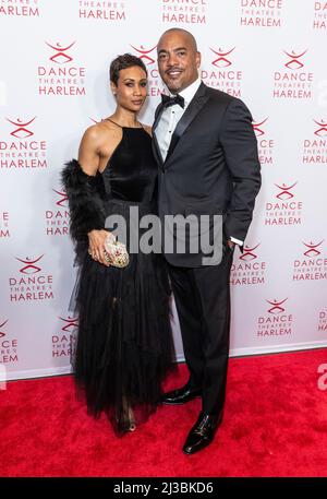 New York, NY - April 5, 2022: Angela Simpson and Scott Simpson attend Dance Theatre of Harlem: Vision gala honoring Debbie Allen at City Center Stock Photo