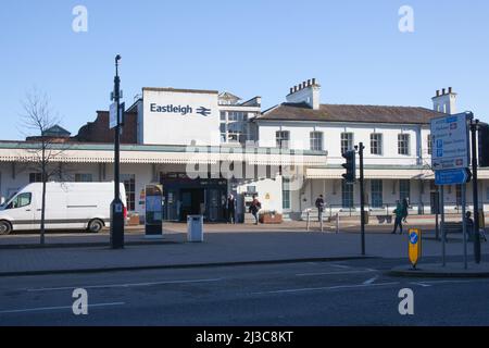 Eastleigh Train Station in Hampshire in the UK Stock Photo